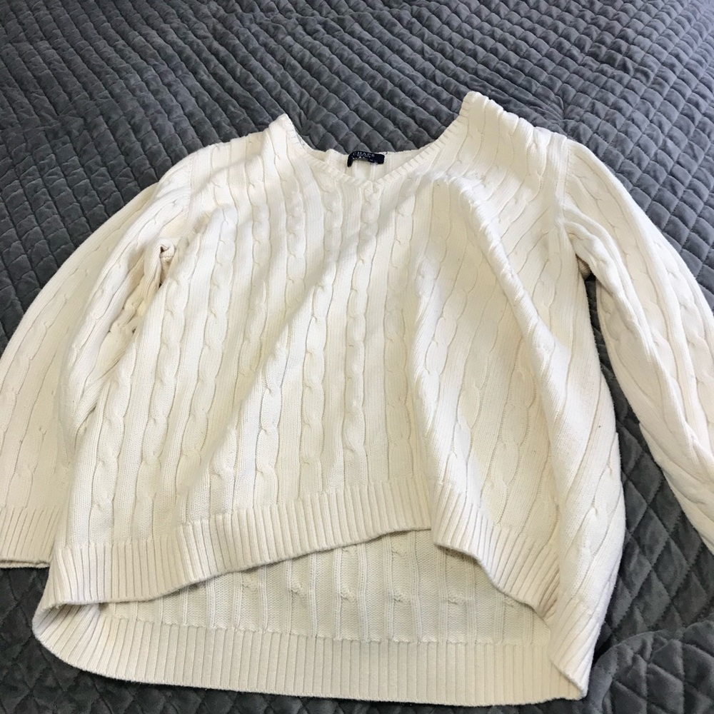 3x white sweater